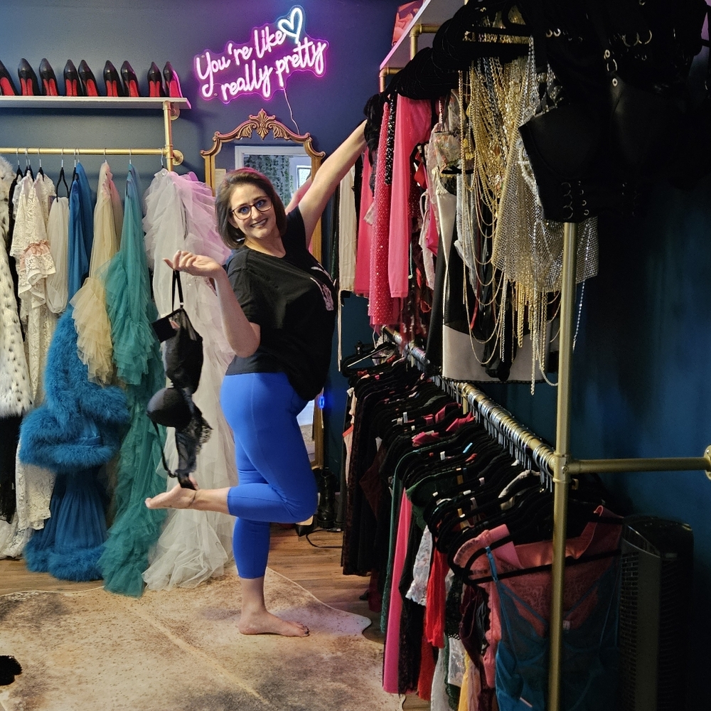 Meet your Posher, Courtney
